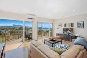 Seascape 3-7 - Brogo