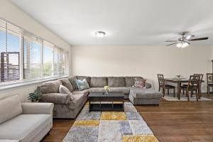 Cozy 3BR, Near NYC, Cruise Port,Statue of Liberty, Free Driveway Parking