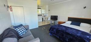 Endeavour Lodge Motel