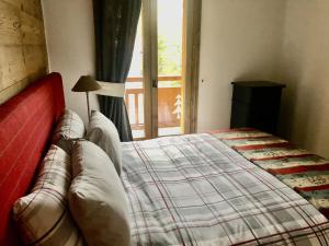 Appartements Luxueux Appart-Chalet avec Jacuzzi et Sauna a Courchevel 1550 - FR-1-613A-14 : photos des chambres