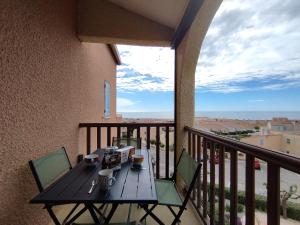 Appartement Moderne T2 Mezzanine - Parking et Terrasse - 5 Pers, Proche Plage - FR-1-795-13