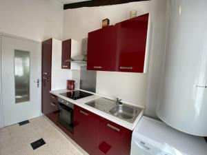 Narbonne-Plage : T4 en 1ère ligne, 7P, balcon, parking, accès plage direct - FR-1-795-6