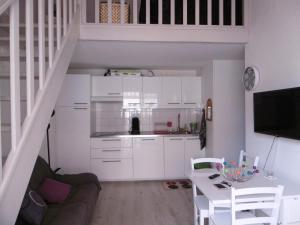 Villa T2 Mezzanine 5 pers, Clim, Terrasse, Parking, Proche plage et commerces - FR-1-795-16