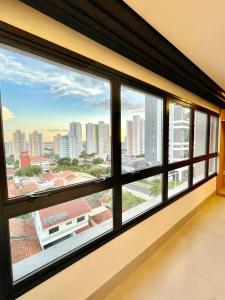 Um Luxo de Vista, Lindo Closet e Móveis Assinados