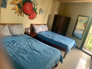 North 27 Hill Transient Rooms near Microtel Inn and Victory Liner Baguio