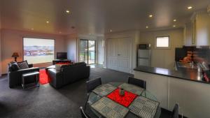 Rosebank Cottage Collection