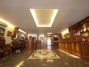 Golden House International Hotel