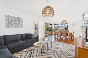 Beachside Family Friendly Escape at Casa Del Caravel