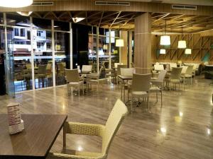 Orchardz Hotel Gajah Mada