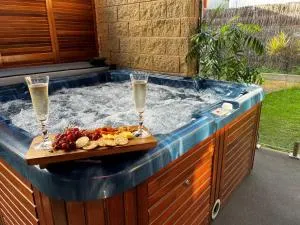 Island Manor - Sunset Strip