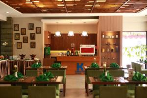 Loji Hotel