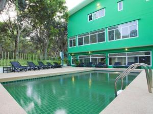 Wiz Hotel