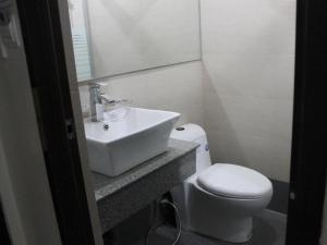Cherry Midtown Hotel