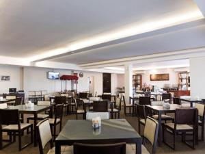 DSeason Premiere Hotel