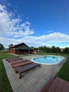 Vs place - wooden house with heated pool and outdoor sauna