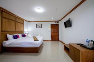 Thatphanom View Hotel Nakhon