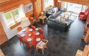 3 Bedroom Cozy Home In Sint-Annaland