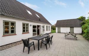 Holiday Home Villingebæk Strandvej Dronningmølle