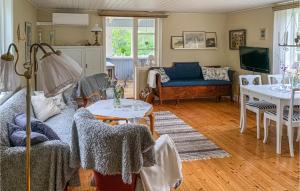 3 Bedroom Awesome Home In Vrigstad