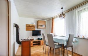2 Bedroom Cozy Home In Spitzkunnersdorf