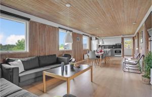 Holiday Home Karens Bakke