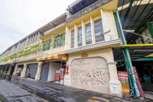 Art Hotel Sanamchai