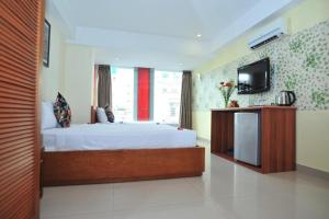 AMITY HOTEL