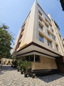 Hotel Golden Nest Thane