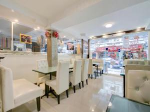 OYO 253 KK 11 Boutique Inn