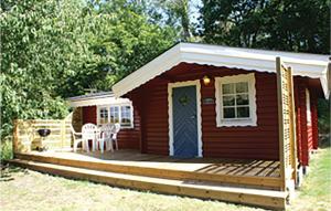 Beautiful Home In Jämjö With Kitchen