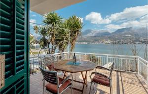 Stunning Home In Njivice