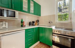 Stunning Home In Njivice