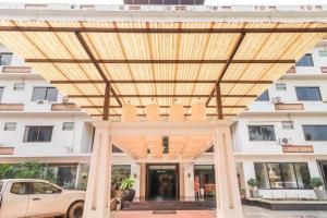 OYO 807 Suan Dok Kaew Hotel