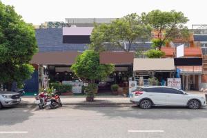 OYO 1152 Hongpak Mint