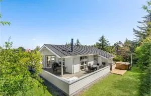 Holiday Home Kristinesvej Thisted Vi - Agger