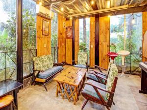 OYO 92256 Sentosa Residence