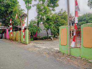 Hotel O Home Stay Syariah Aom Kusman