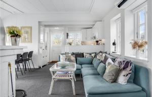 3 Bedroom Gorgeous Home In Ebeltoft