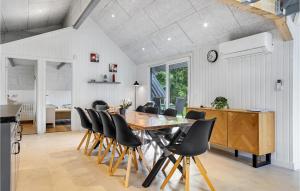 Nice Home In Hadsund With Sauna