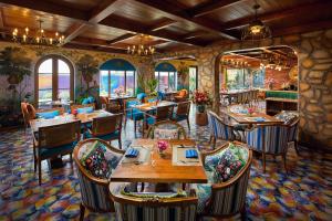 Venice Hotel Phu Quoc - Free Airport Shuttle & Sunset Town Tour