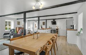 Beautiful Home In Ørsted With Wifi