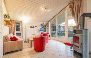 Nice Home In Rechlin With Sauna