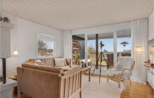 3 Bedroom Awesome Home In Kalundborg