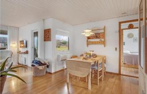 3 Bedroom Awesome Home In Kalundborg