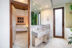 Villa Coccoos II Spacious 2BR Pererenan Canggu