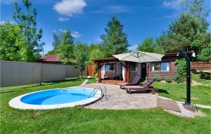 Amazing Home In Lopatinec With Jacuzzi