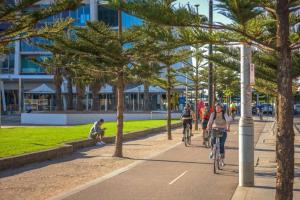 Modern 1 Bedroom Apartment in Docklands