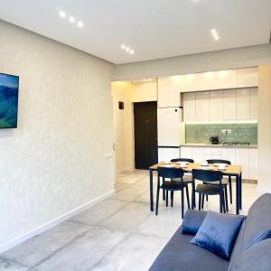 Green City Apartment