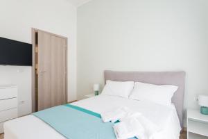 Metro Station By Dimorra