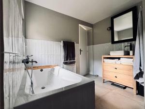 Maisons de vacances Maison les Flots dot Fr : photos des chambres
